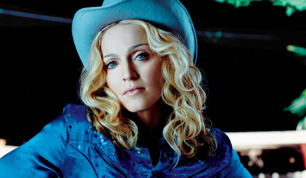 Madonna – 9 premios Razzie (15 nominaciones)