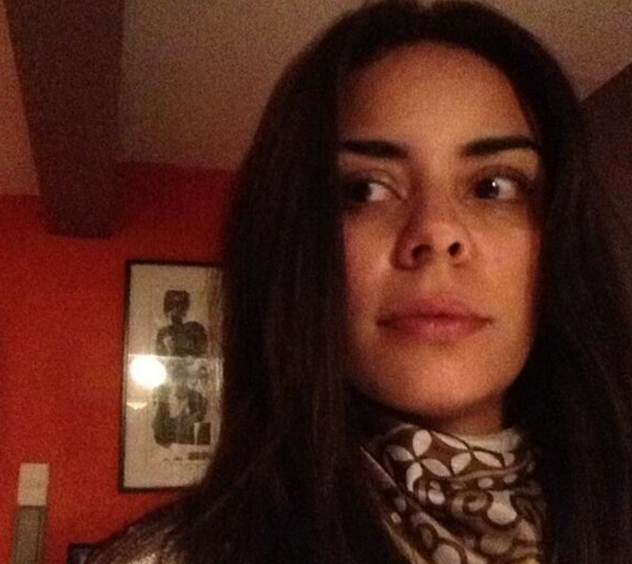 De acuerdo con su perfil de LinkedIn, desde 2015 está enfocada en crear proyectos interactivos independientes.