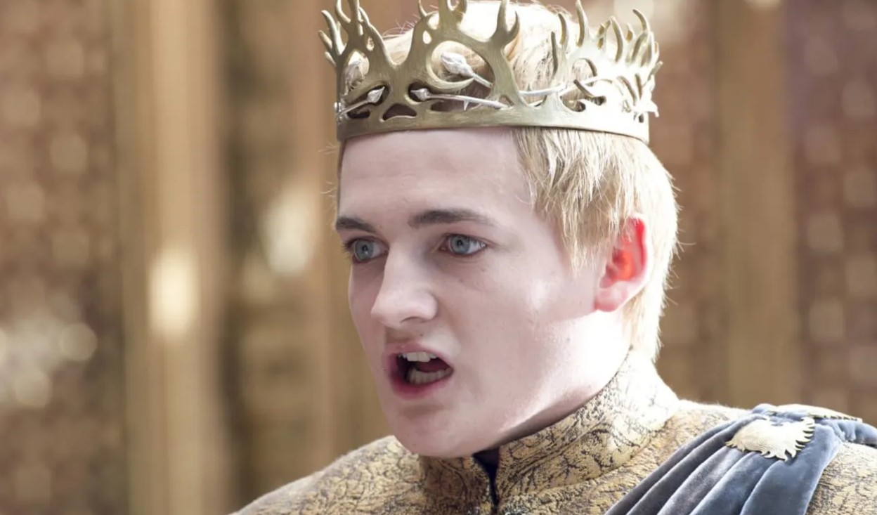 Joffrey es considerado por muchos como uno de los personajes más detestables de la historia de la televisión. Como rey de los Siete Reinos, utilizaba su poder para humillar y castigar a quienes lo rodeaban. Su crueldad extrema, combinada con su inmadurez y cobardía, provocó que millones de espectadores celebraran cuando finalmente recibió su merecido.