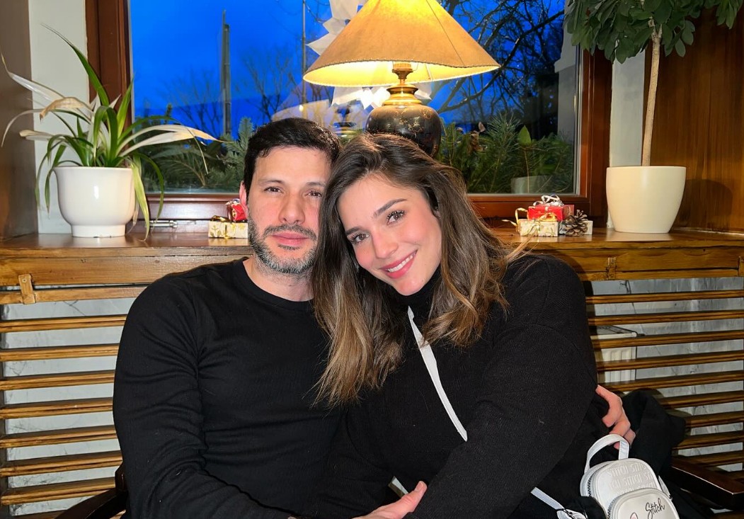 José Luis Graterol continuó ligado a la música tras la disolución del grupo, enfocándose en su desarrollo como solista y productor. En 2009 participó en el programa "Desafío de estrellas 2", donde demostró su talento vocal. Más adelante estudió economía y combinó su formación con su pasión artística. En el plano personal, se casó con la actriz Oriana Ramírez, con quien tuvo a su hija Sara Victoria, aunque la relación terminó años después.