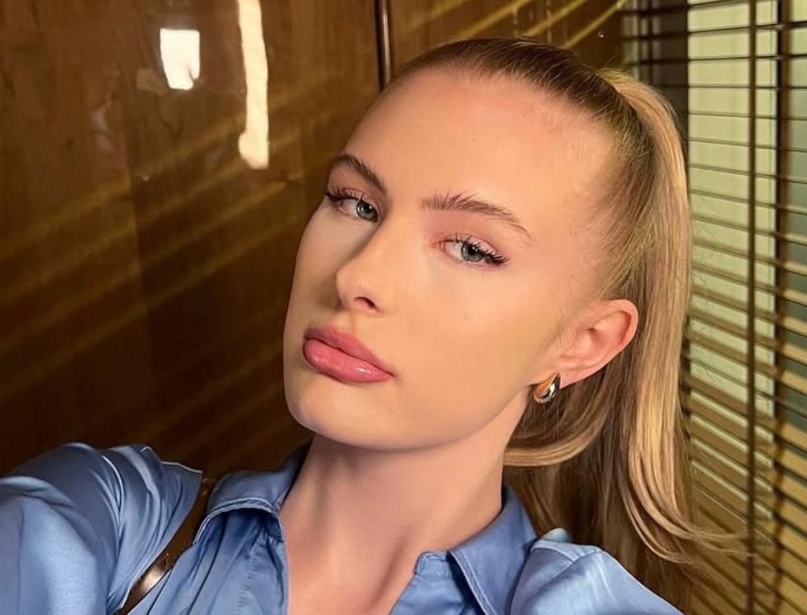 La propia Julia contó que al principio no sabía quién era el futbolista, por lo que decidió buscarlo en internet para entender las comparaciones.