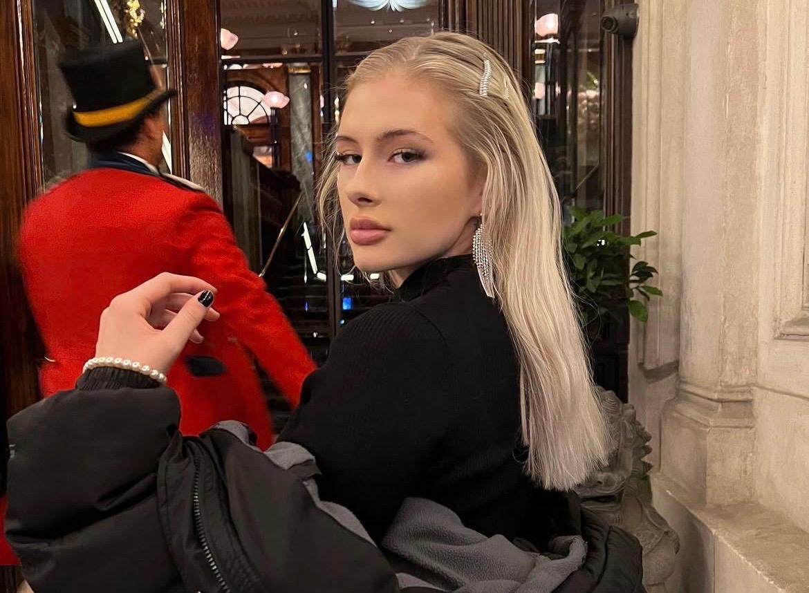 Julia Grop tiene 22 años, es originaria de Suecia y trabaja como modelo profesional.