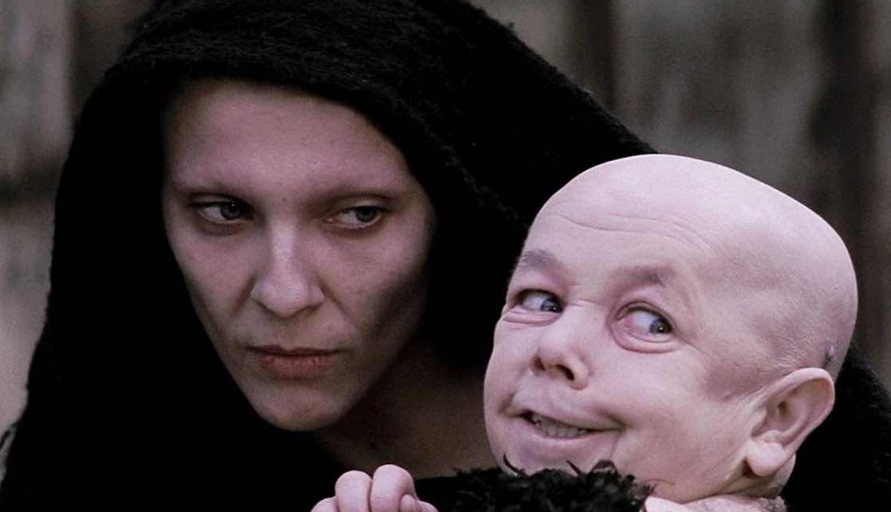 "La pasión de Cristo" fue una impactante película estrenada en 2004 y dirigida por Mel Gibson. La cinta retrata las últimas horas de vida de Jesús de Nazaret, mostrando de manera cruda su arresto, juicio y crucifixión.