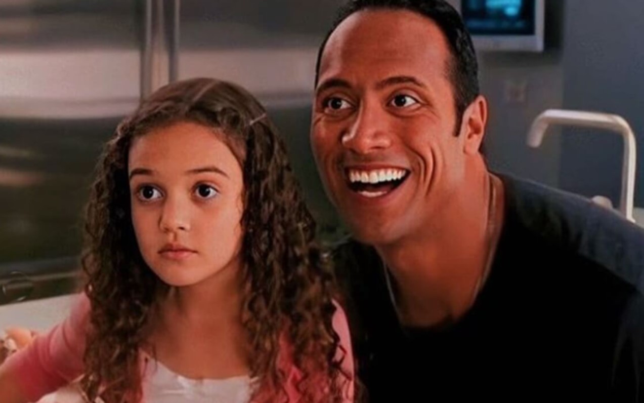 Aunque al principio Joe no es el mejor padre, con el tiempo se encariña de la niña y se vuelven inseparables. Madison Pettis fue la encargada de dar vida a Peyton en la cinta.