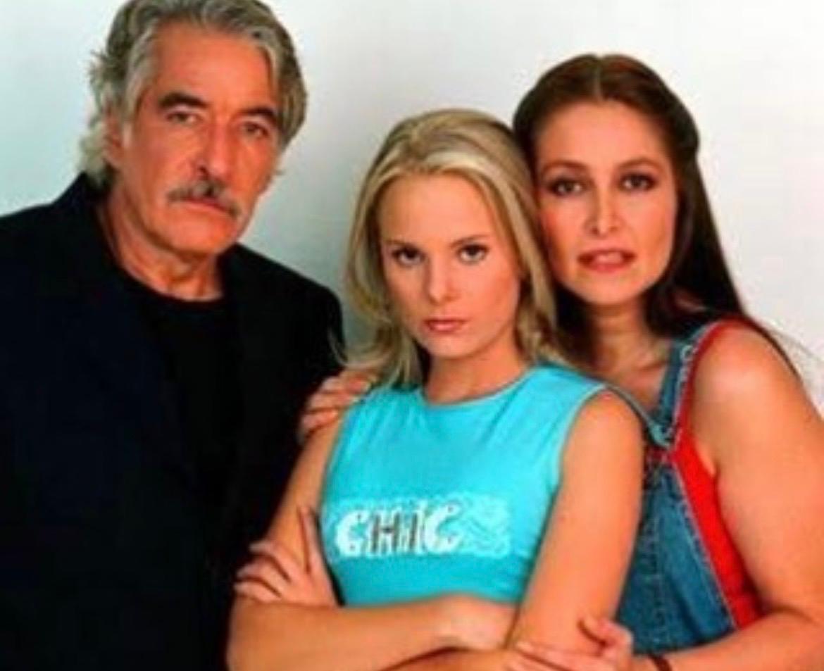 Su personaje más recordado es Tamara de la Colina, a quien interpretó en la telenovela juvenil "Amigas y rivales", producción que se estrenó en 2001.