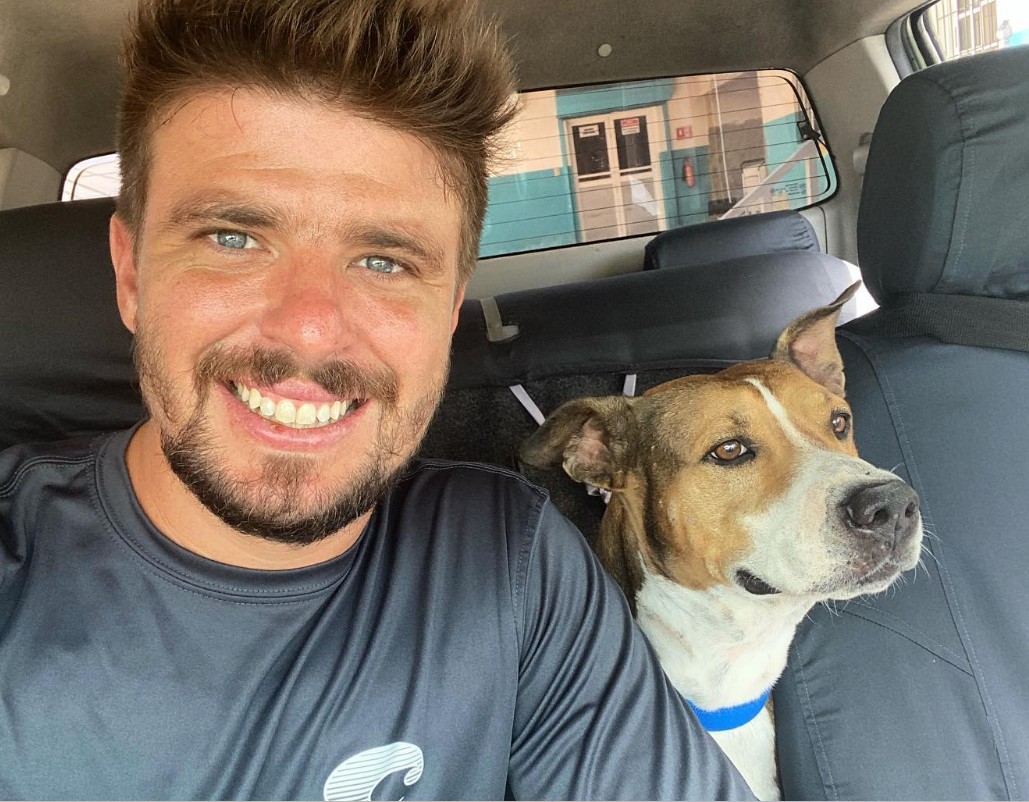 Es aficionado a la música, especialmente al rock, la salsa y la electrónica, además de ser amante del deporte, en particular del fútbol y el golf. En 2018 fue visto disfrutando del Mundial de Rusia, apoyando a Uruguay. En el ámbito personal, actualmente está casado con Nataly Kabcheh Frangie, con quien tiene un hijo llamado Marcelo, y suele compartir momentos familiares a través de sus redes sociales.