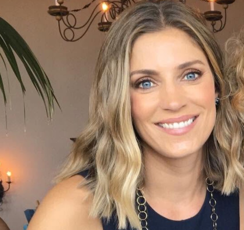 Marcy mantiene una cuenta pública de Instagram con alrededor de 13 mil seguidores, donde ocasionalmente comparte fotografías familiares junto a Jorge Campos y sus hijos.