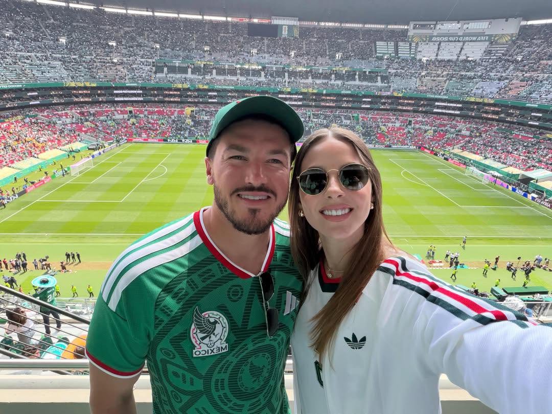 Samuel García y Mariana Rodríguez