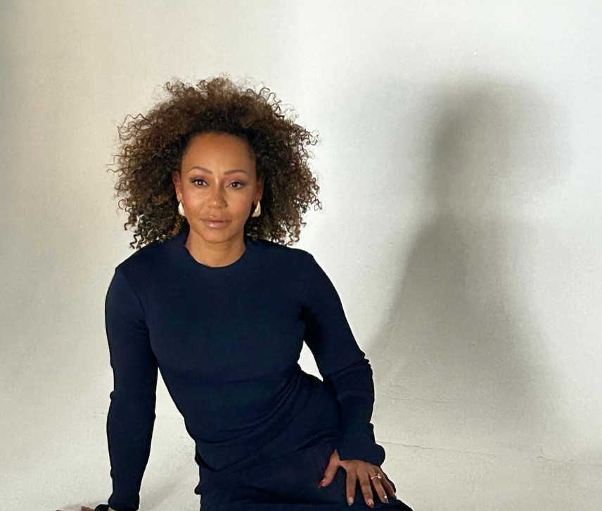 Ahora tiene 50 años y es la presentadora del reality "Dancing with the Stars Australia".