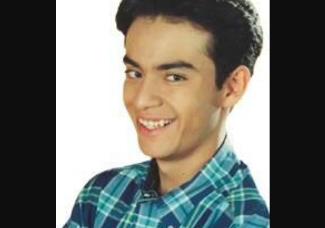 Logró quedar en el tercer lugar del reality show, aunque muchos de sus fans creían que se merecía el primer lugar y comenzaron a llamarlo "el rey sin corona" de "La Academia".