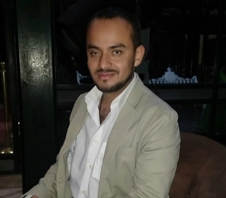 Con el paso del tiempo, el propio cantante ha reconocido que tomó decisiones que afectaron su carrera, ya que rechazó diversas oportunidades laborales por considerar que no eran bien remuneradas.