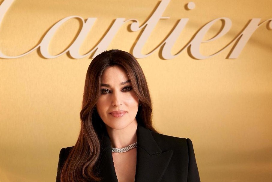 Monica Bellucci dio vida a una de las seguidoras más fieles de Jesús, mostrando un personaje lleno de sensibilidad y fortaleza en medio del sufrimiento. Su interpretación fue ampliamente reconocida por la crítica. Antes de participar en "La pasión de Cristo", Bellucci ya era una actriz consolidada en el cine europeo y de Hollywood.