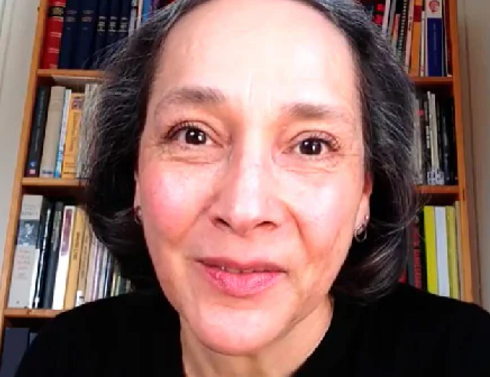 Gozaba de gran popularidad como conductora del programa "El Rival más débil". En 2009 renunció a la televisión y se mudó a Noruega junto a su familia. Aunque ha realizado pequeños papeles en teatro, decidió priorizar su vida personal lejos de la fama que alcanzó en México.