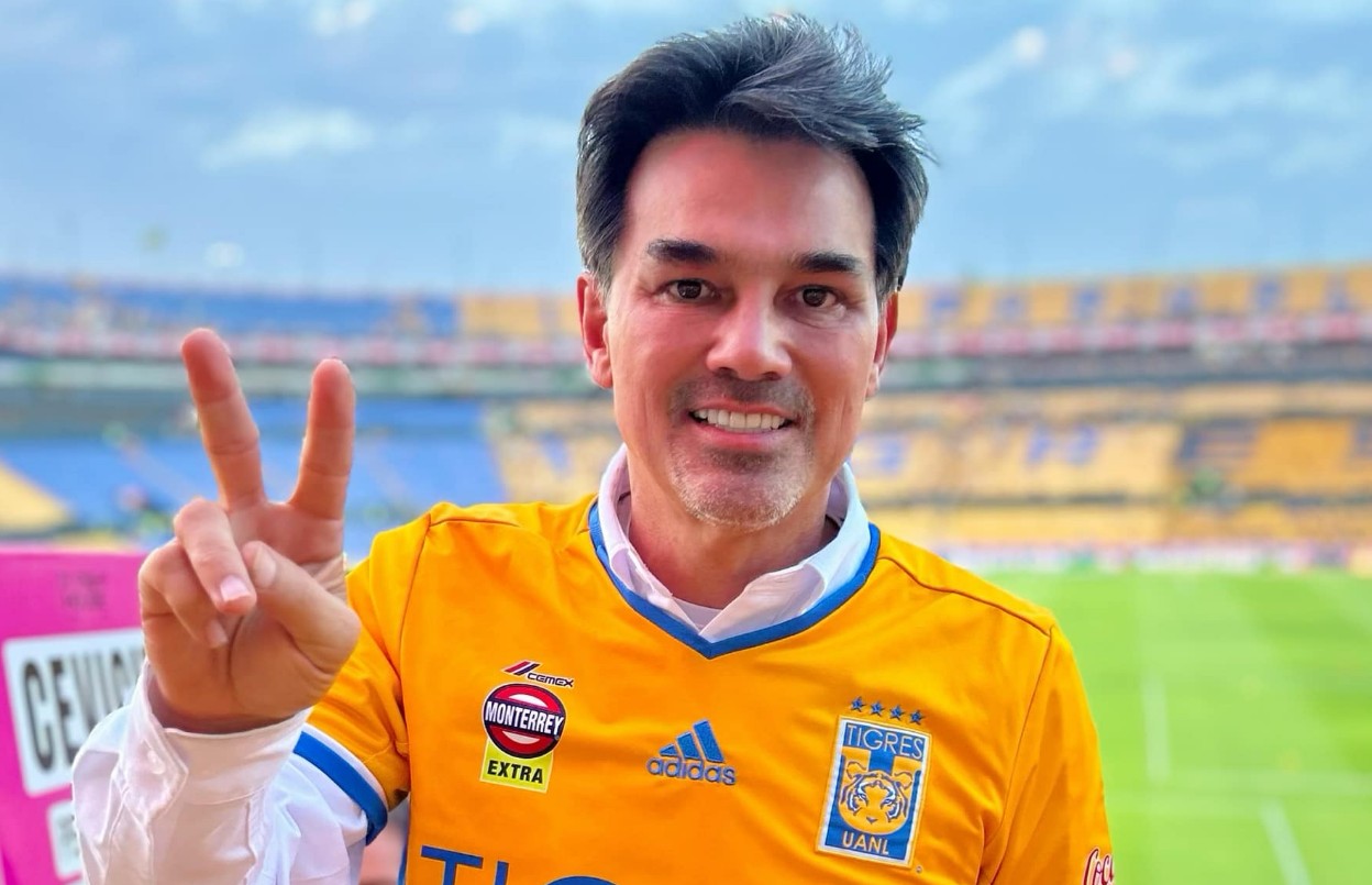 Su relación nunca fue clara, aunque se especuló que mantenían un vínculo amoroso, ellos aseguraban que solo era una amistad. Según Pato, la actriz lo invitó a vivir a su hogar porque había sido amiga de su abuelo.