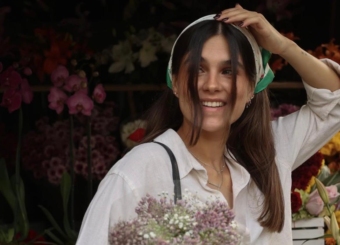 Romina Poza nació el 10 de noviembre de 2000 en la Ciudad de México.