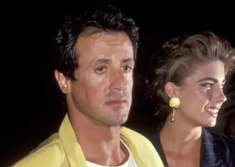 En 1976 alcanzó la fama mundial con "Rocky", película cuyo guion escribió en apenas tres días después de observar una pelea entre Muhammad Ali y Chuck Wepner.