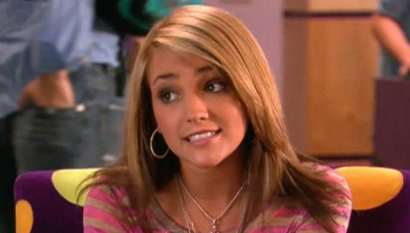 A pesar de ser la protagonista de una de las series juveniles más exitosas de Nickelodeon, Zoey Brooks ha sido reevaluada por muchos espectadores años después. Algunos consideran que el personaje era excesivamente idealizado y que rara vez enfrentaba consecuencias por sus errores. Además, varios fans han señalado que otros personajes secundarios resultaban más interesantes y carismáticos que ella.